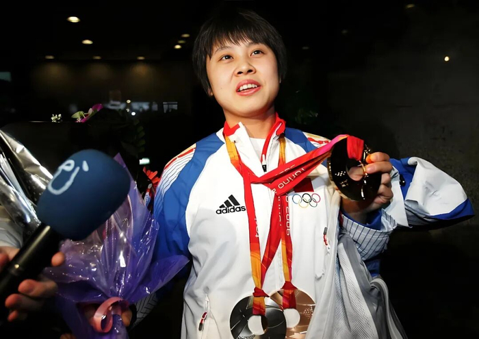 开云体育-42岁的王濛，除了没结婚，人生全是天花板|短道速滑|冬奥会|王蒙|米兰冬奥会|运动员_新浪体育_新浪新闻